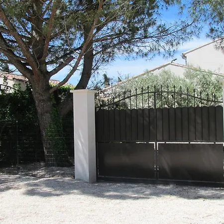 Du Cigalon Et De La Montagnette Tatil Evi Boulbon